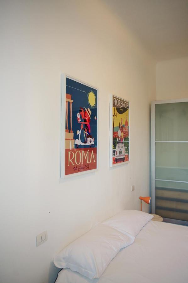 Incantevole Appartamento De Angeli Milan Bagian luar foto